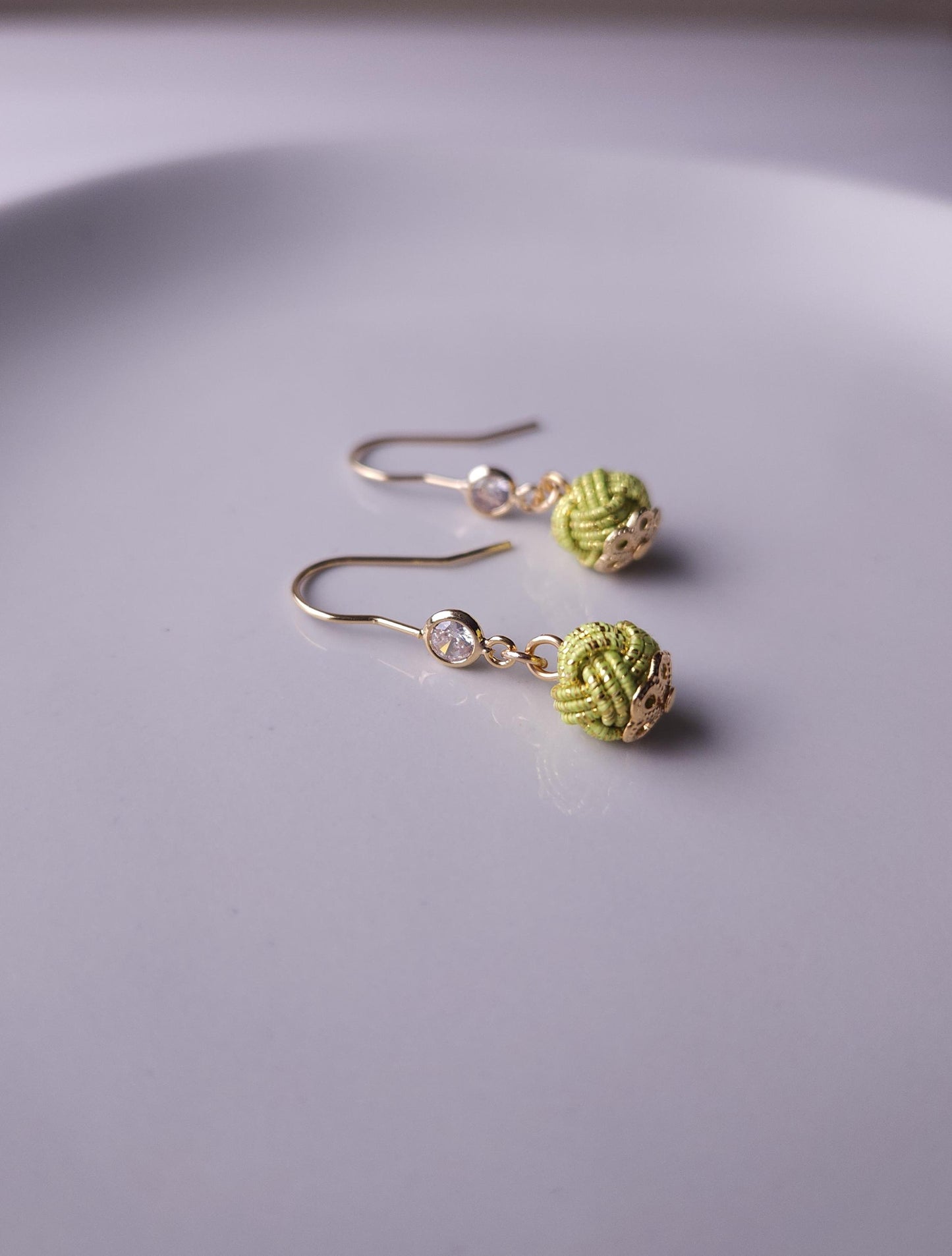 Simple  Drop - Lime Green and Gold
