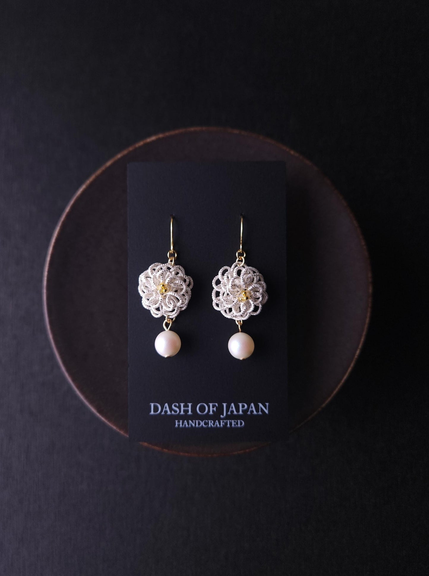 Chrysanthemum - Shiny White
