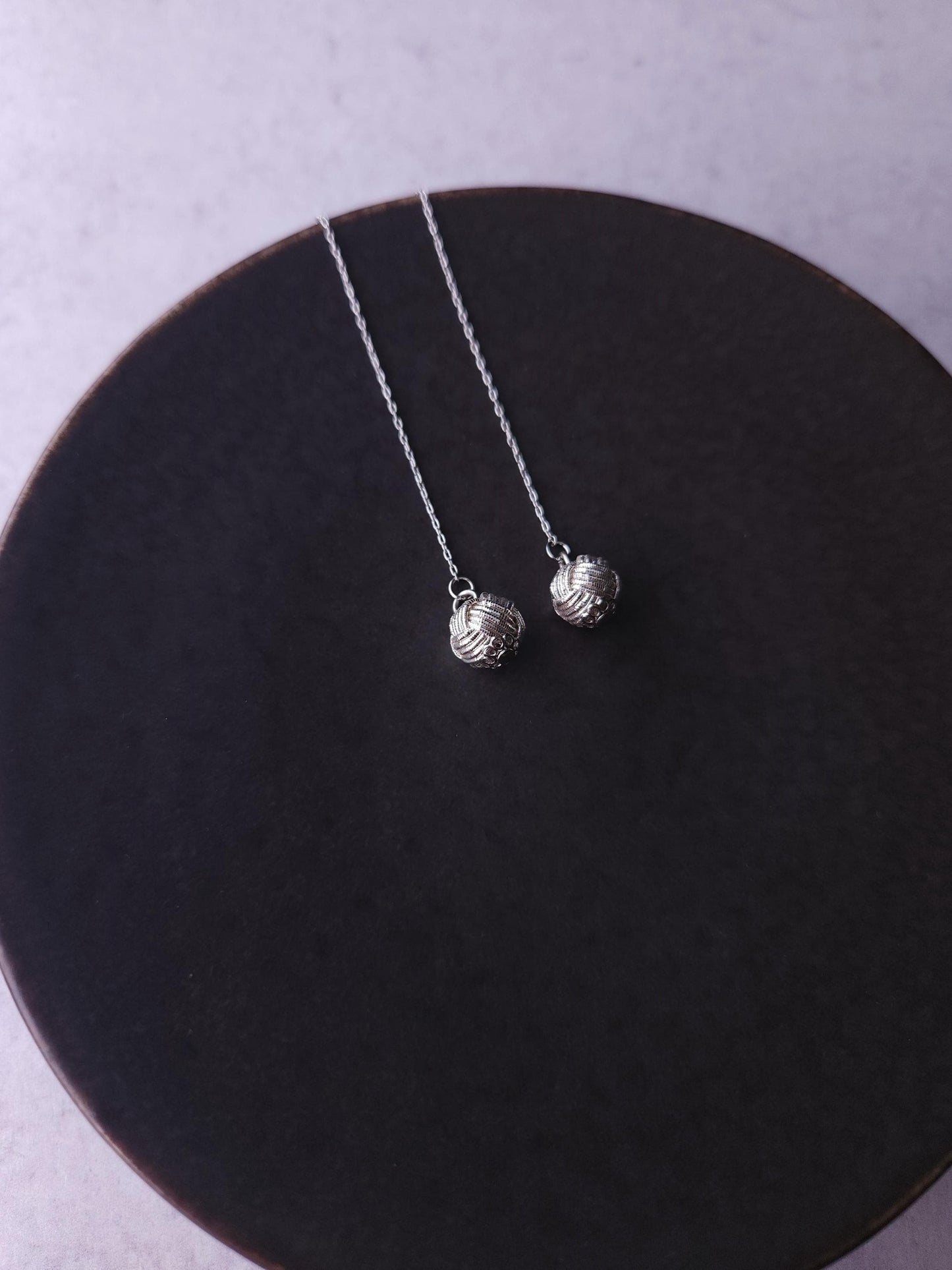 Threader - Metallic Silver