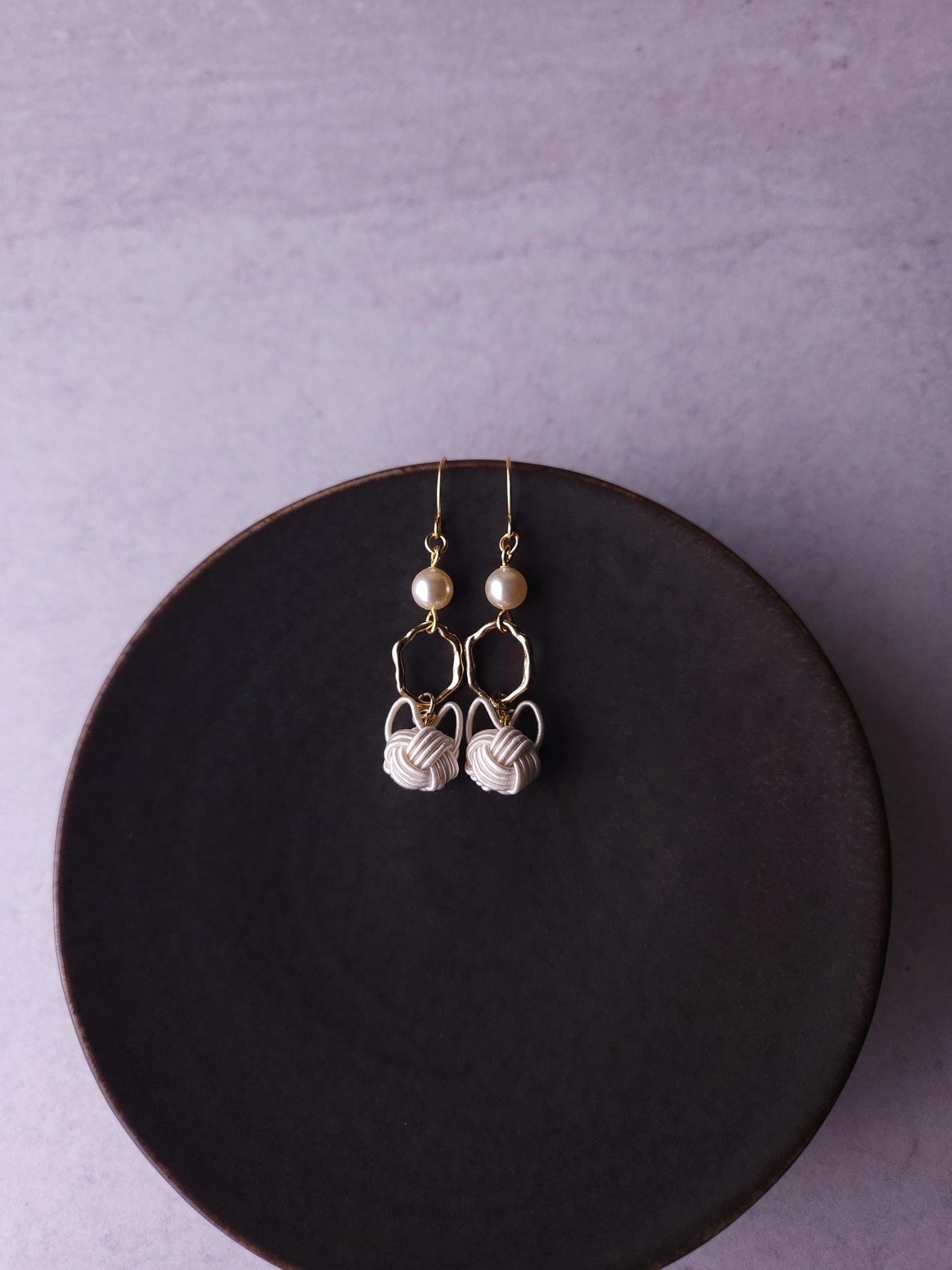 Cat Pearl Drop Earrings- White