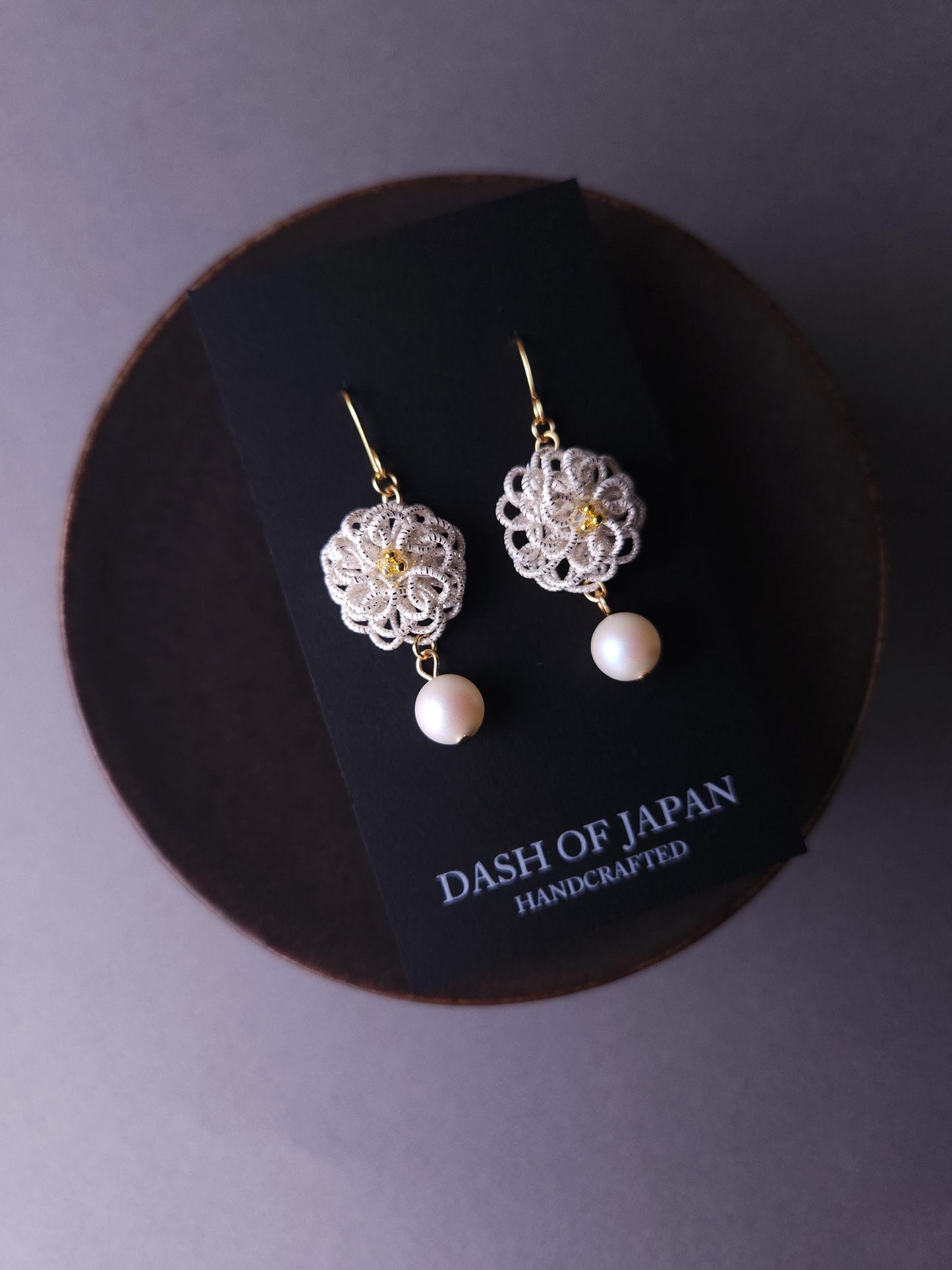 Chrysanthemum - Shiny White