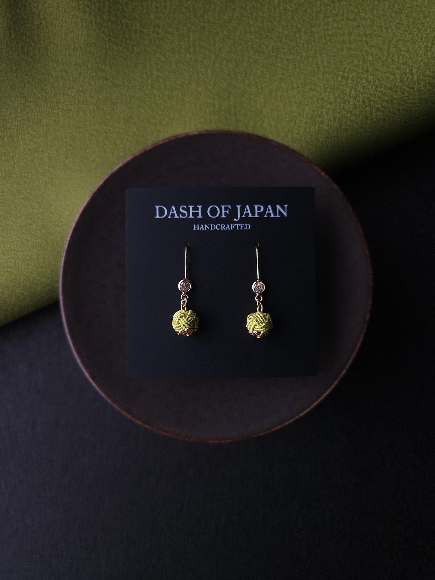 Simple  Drop - Lime Green and Gold