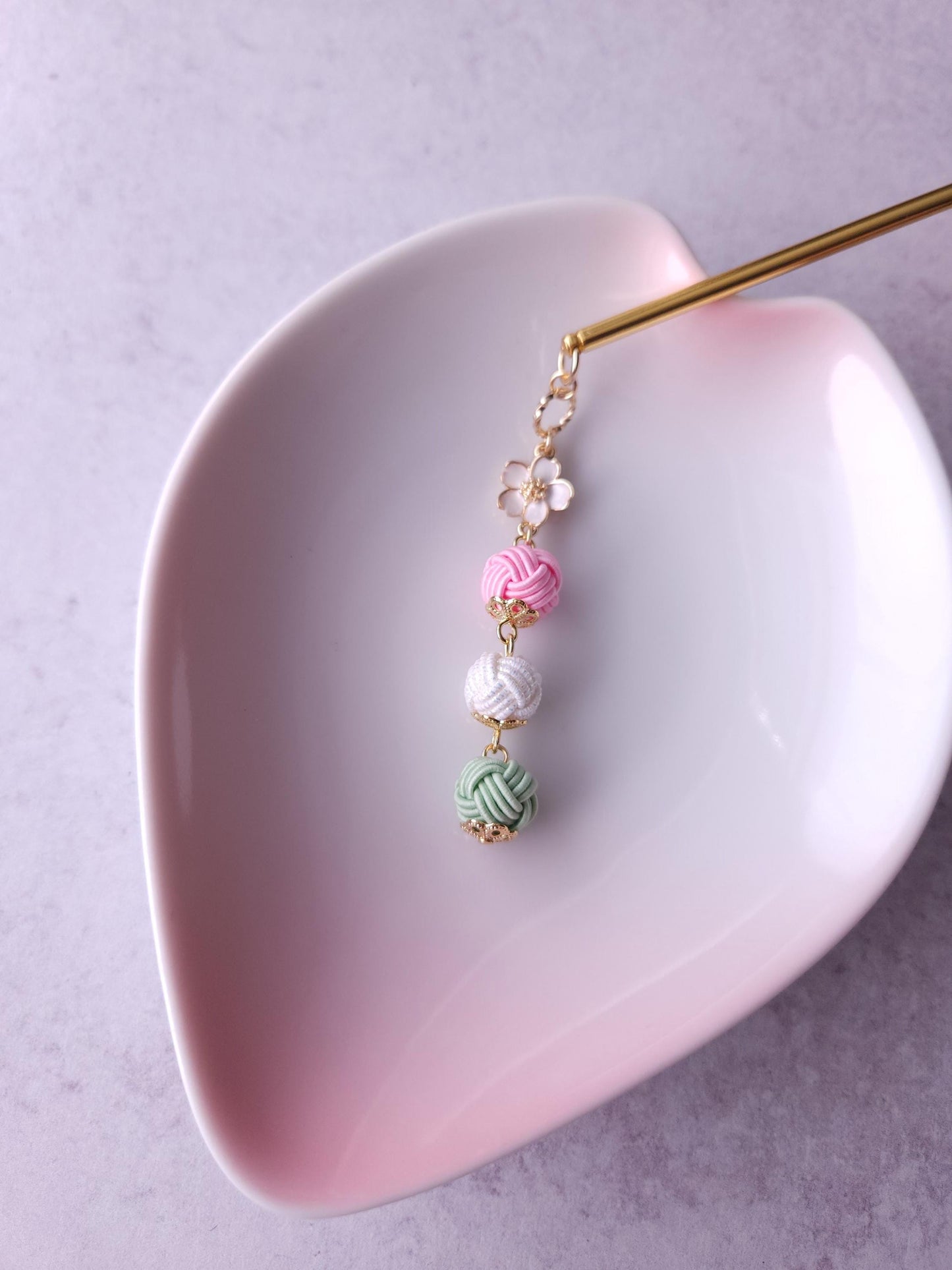 Kanzashi- Sakura Pink White Green