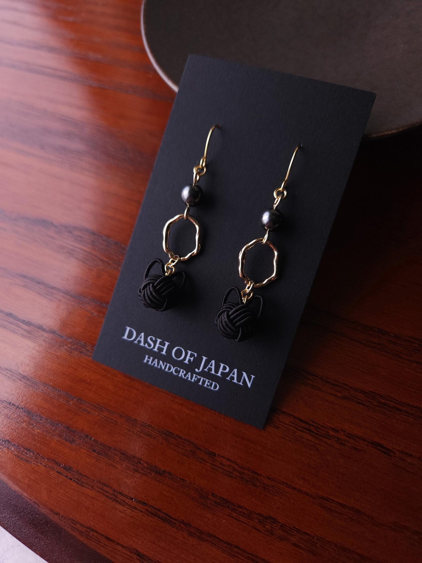 Cat Pearl Drop Earrings - Black