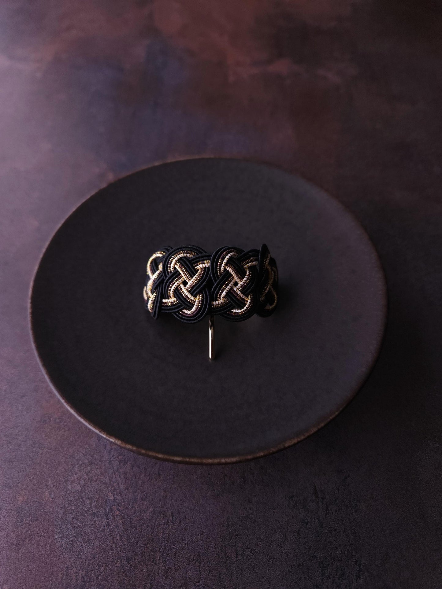 Pony Hook - Black
