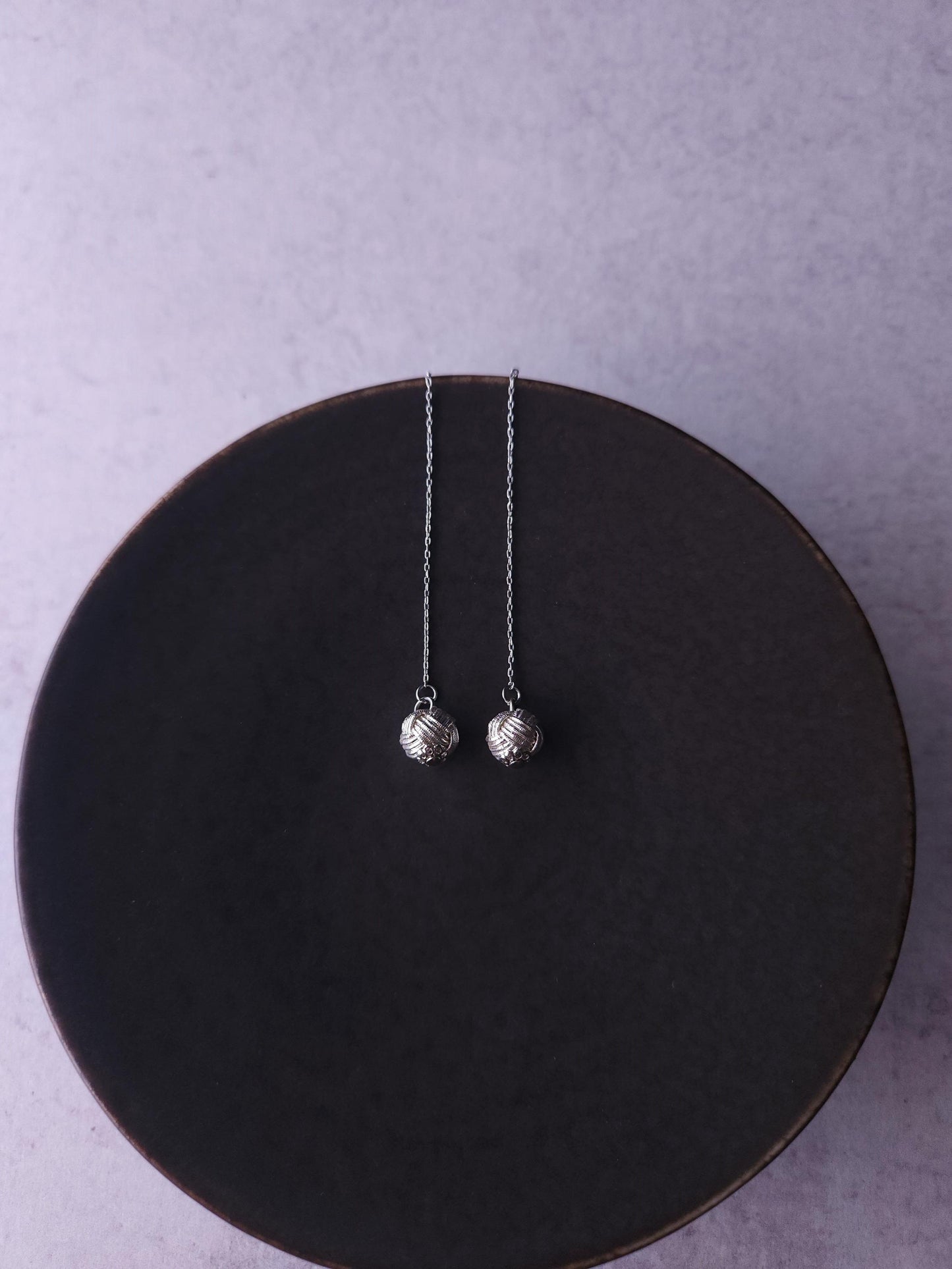 Threader - Metallic Silver