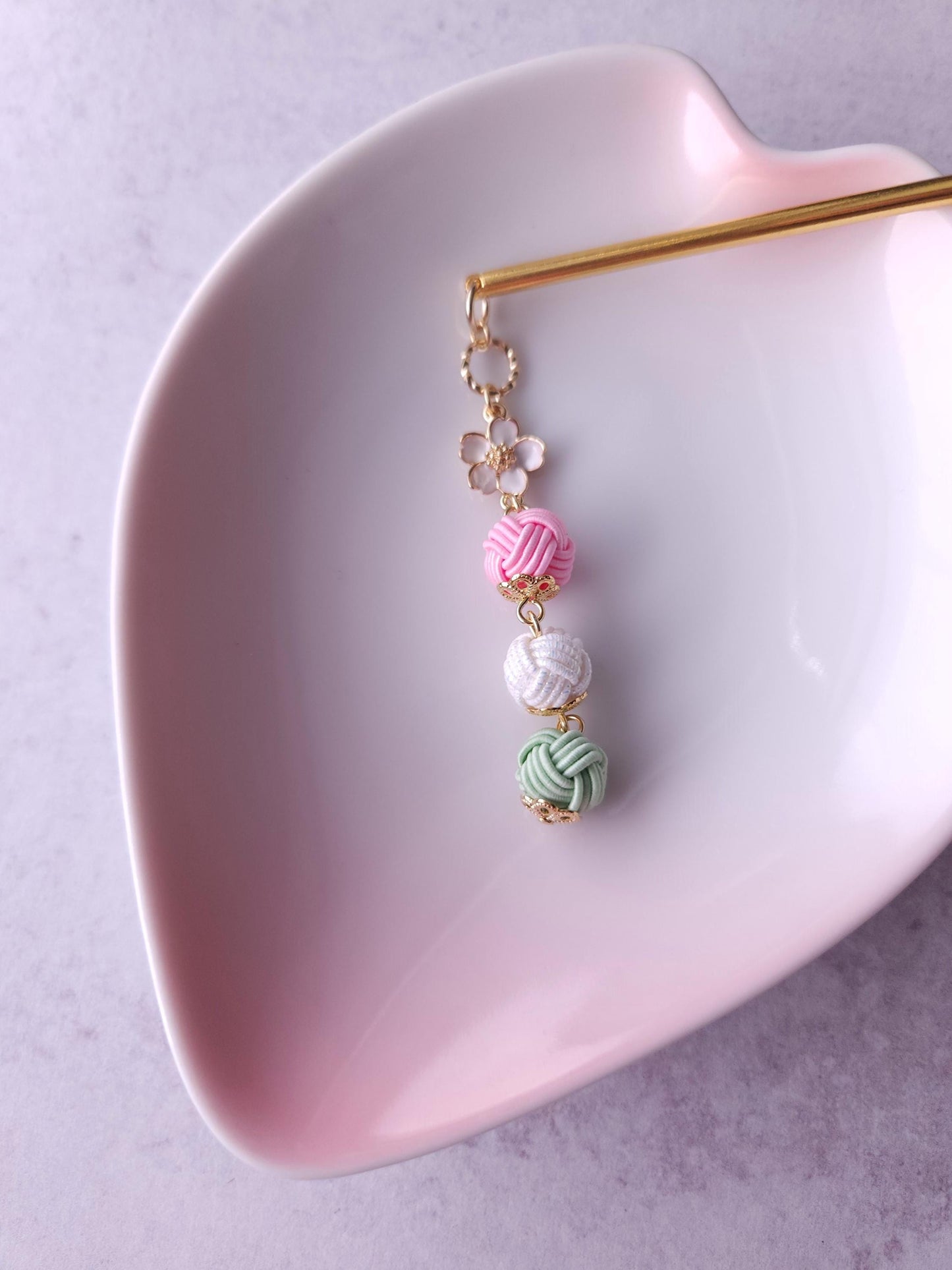 Kanzashi- Sakura Pink White Green