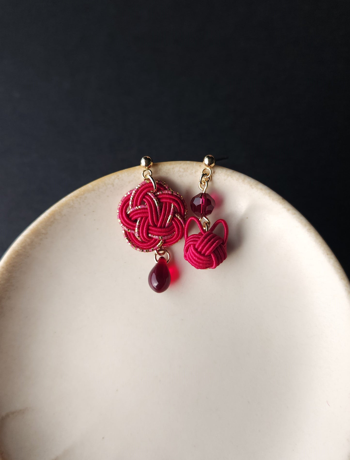 Cat and Flower - Ruby Red