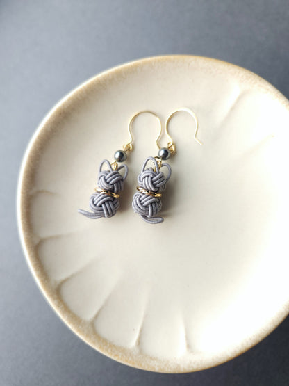 Cat  Earrings - Gray