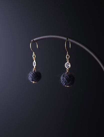 Japanese Mizuhiki Drop Earrings - Fluffy Gray