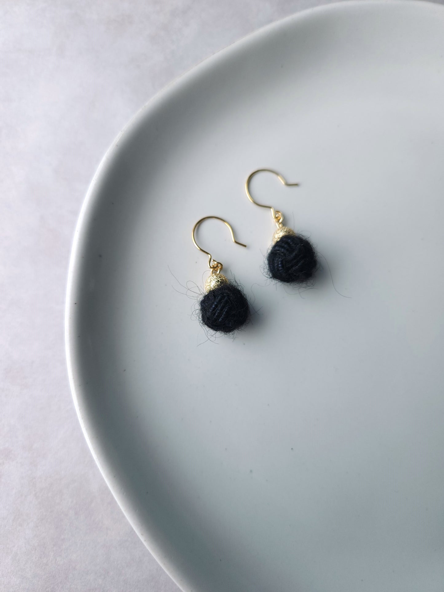 Pom Pom -Black