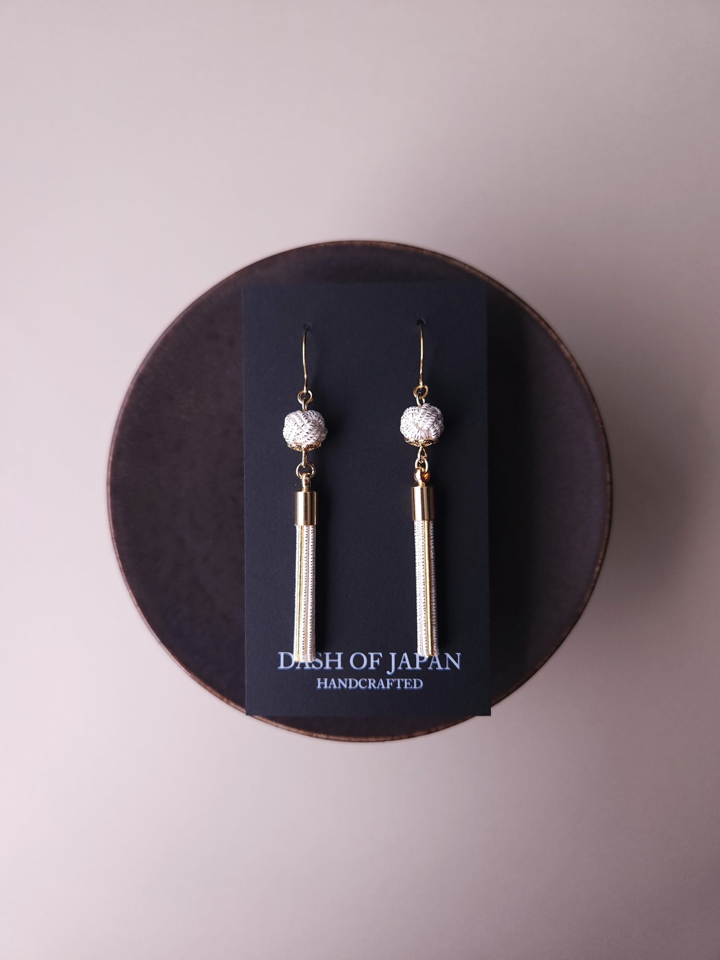 Tassel - Shiny White