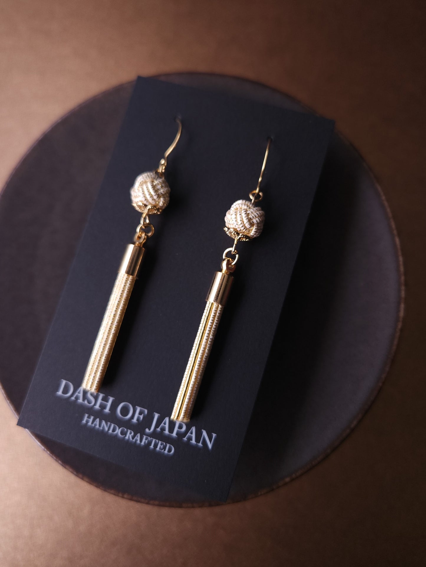 Tassel - Shiny White