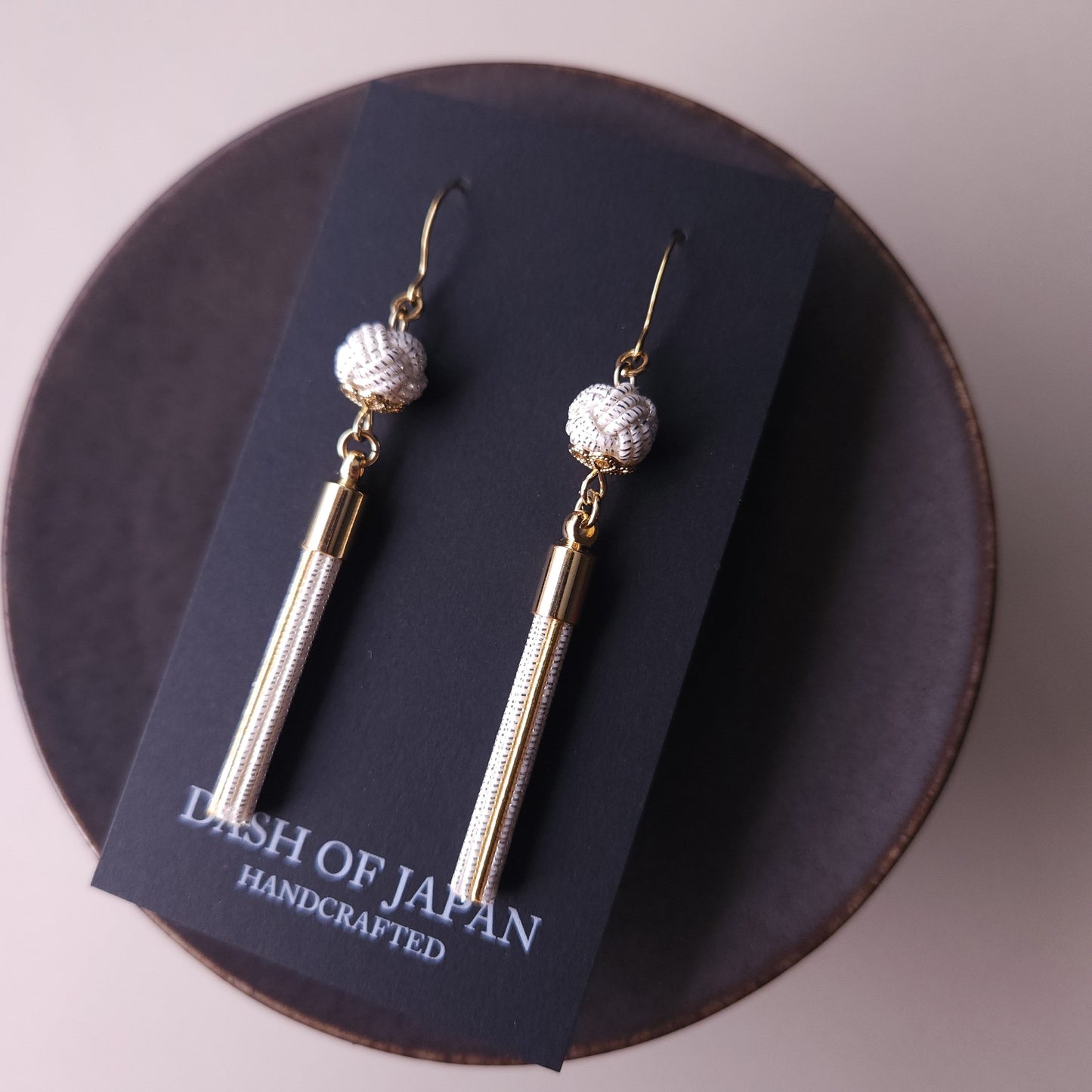 Tassel - Shiny White