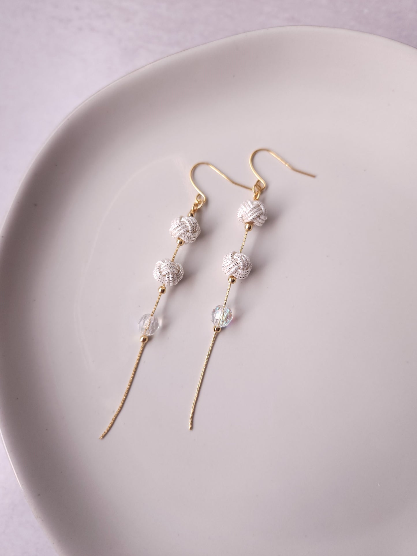 Tsuzuri - Shiny White