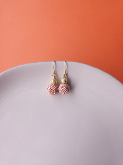 Daruma-Dusty Apricot