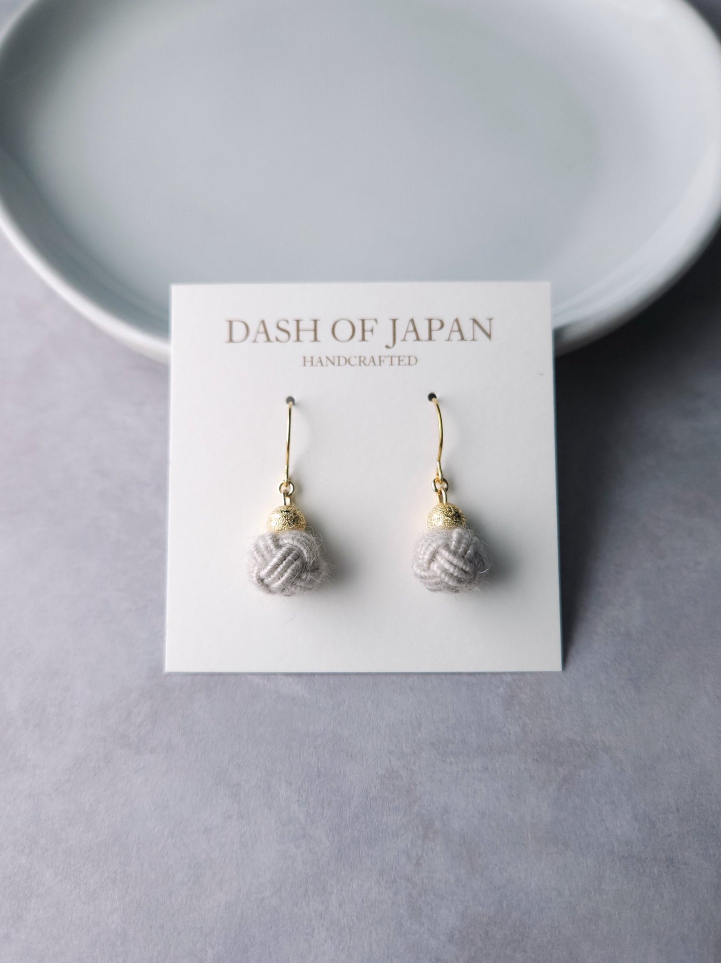 Pom Pom - Platinum Gray