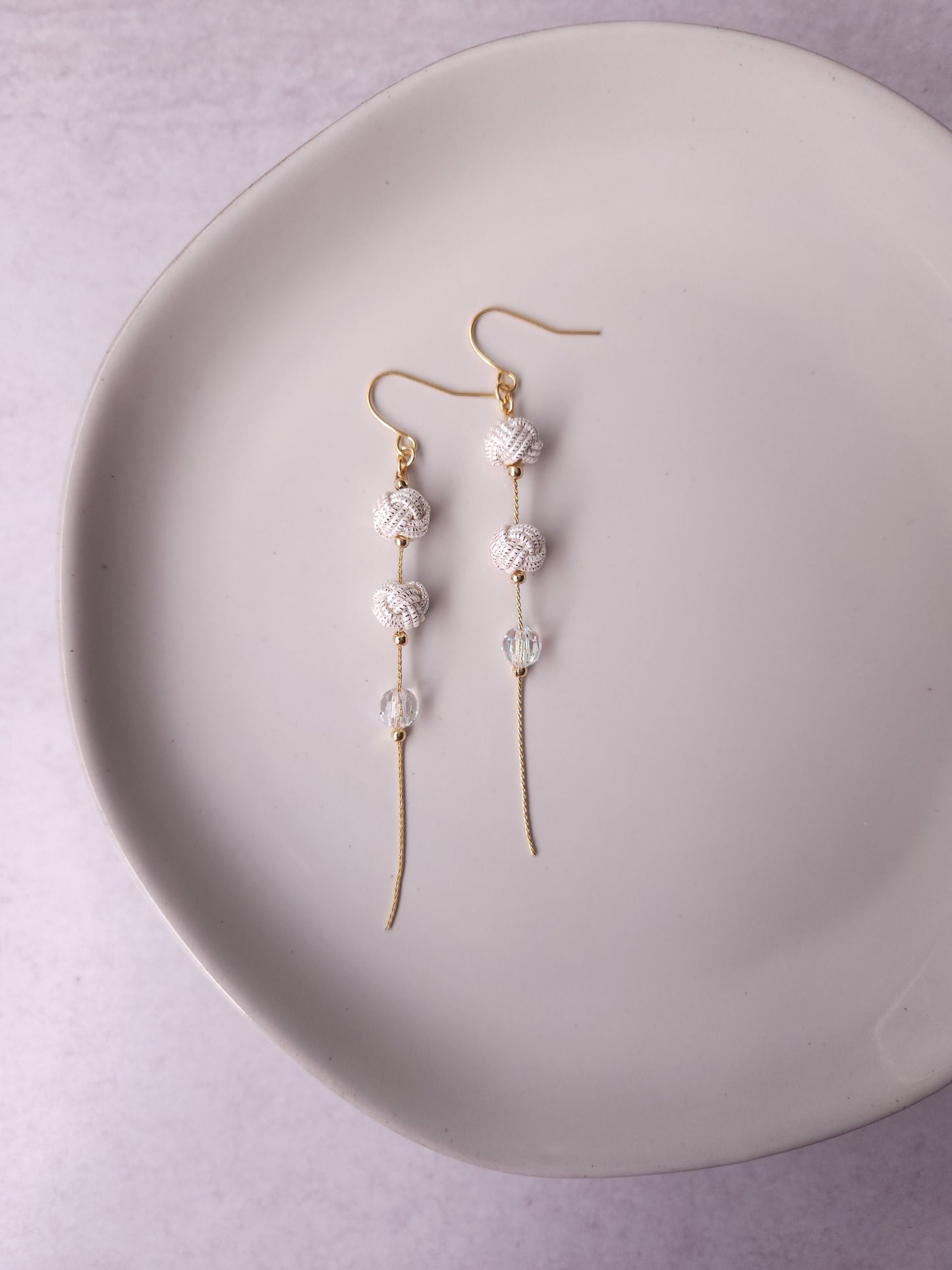 Tsuzuri - Shiny White