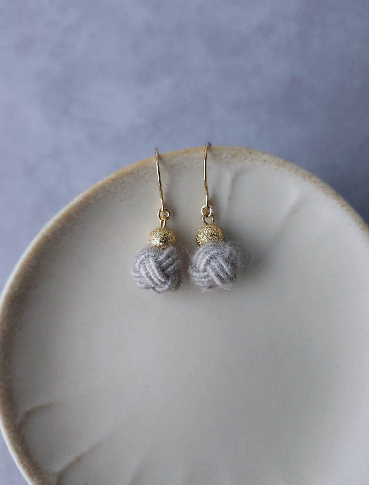 Pom Pom - Platinum Gray