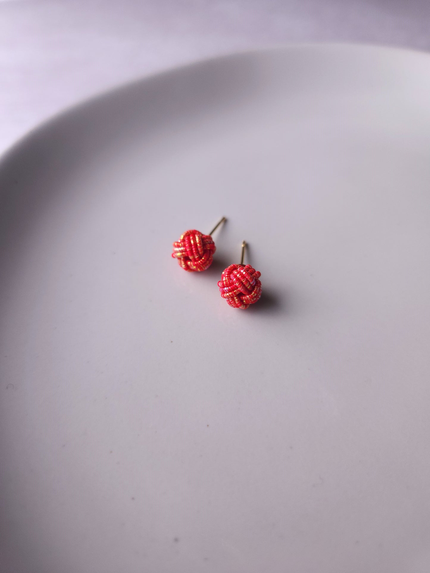 Awaji Knot -Holographic Red