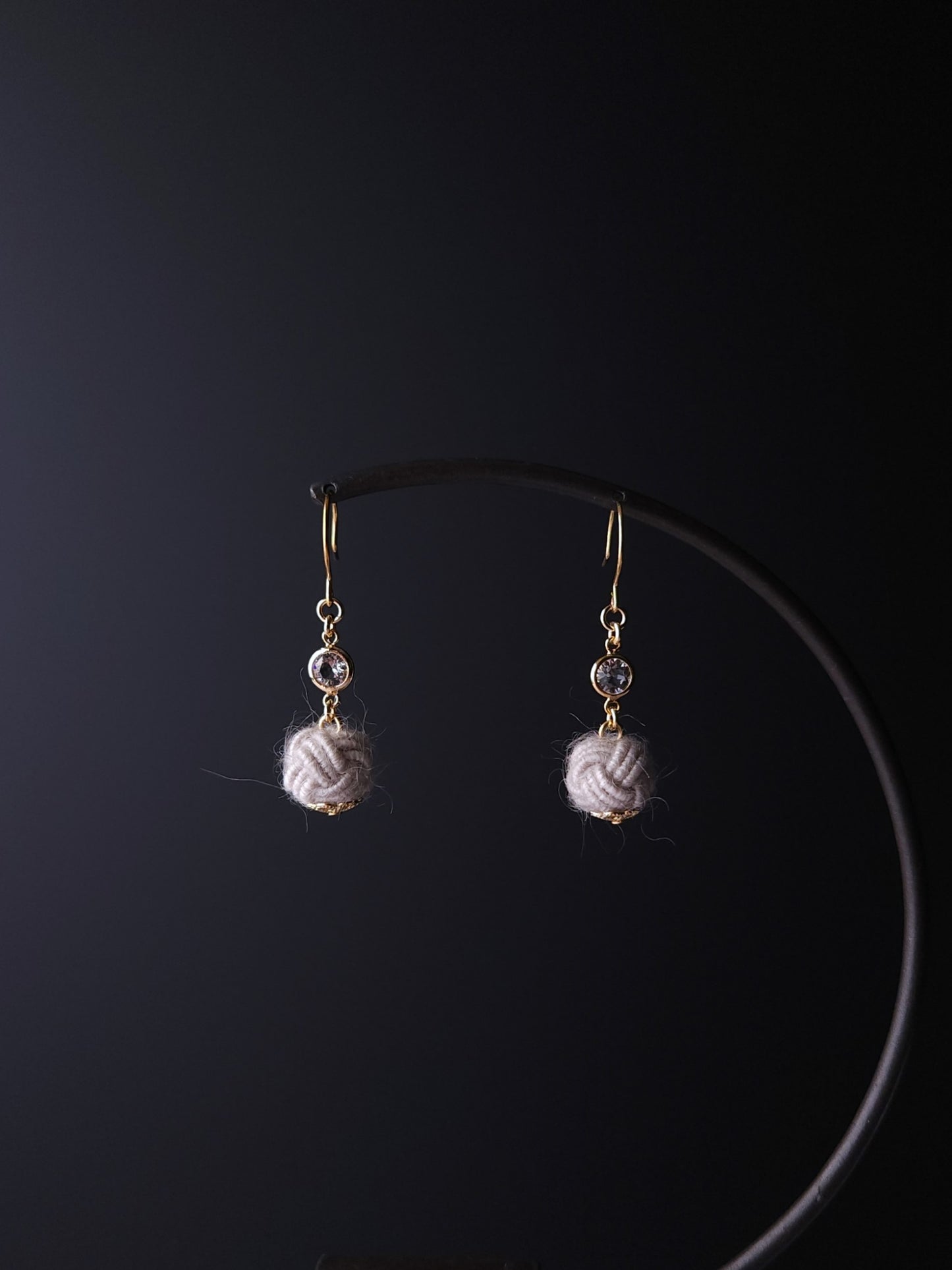 Japanese Mizuhiki Drop Earrings - Fluffy Warm Gray