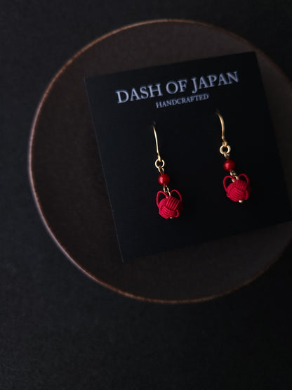 Small Cat Drop -Deep Red