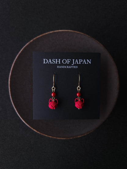 Small Cat Drop -Deep Red