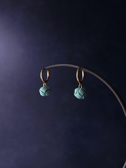 Huggie Drop - Turquoise Blue