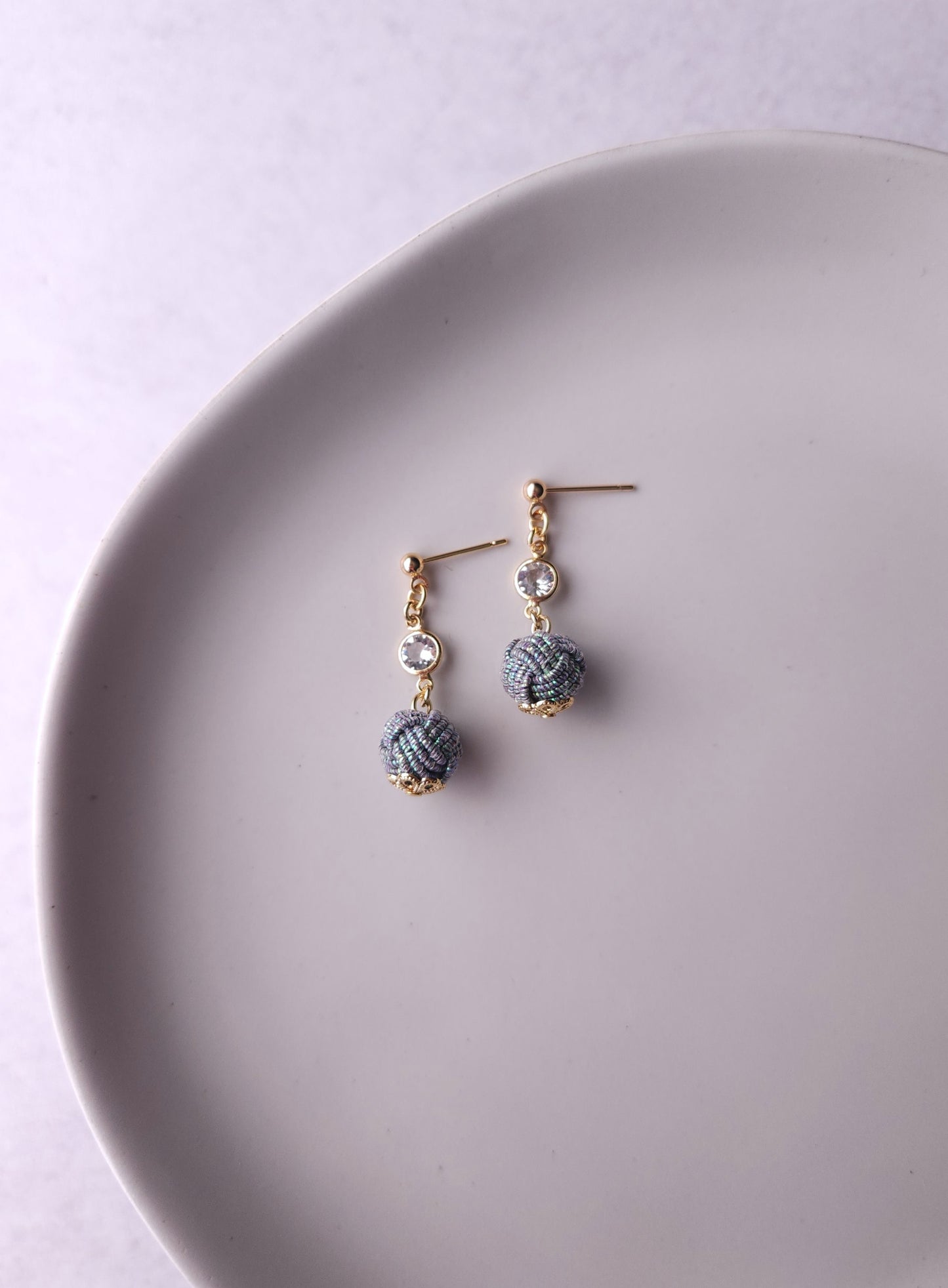 Japanese Mizuhiki Drop Earrings - Iridescent Gray
