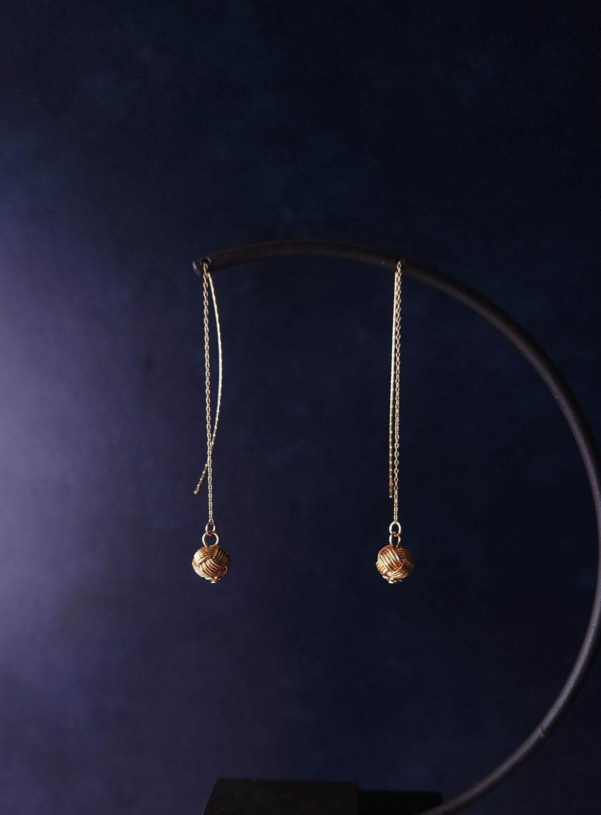 Threader - Metallic Gold