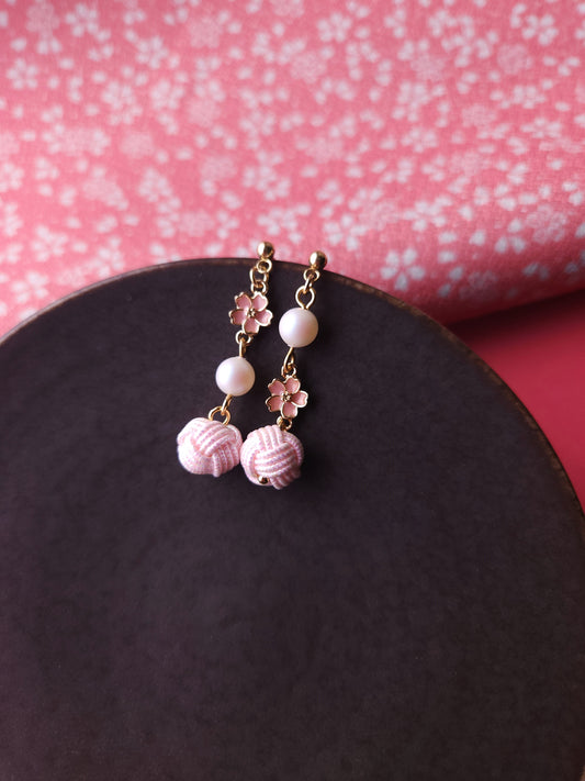 Asymmetry Flower - Pearlescent Pink