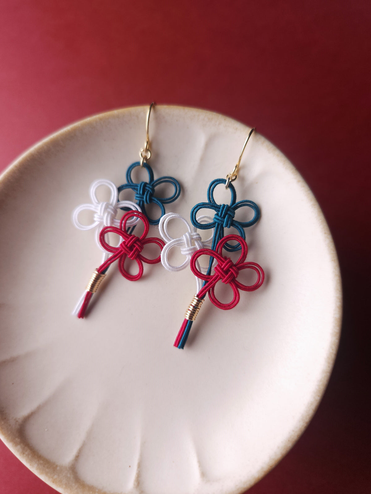 Bouquet -Teal x Dark Red x White