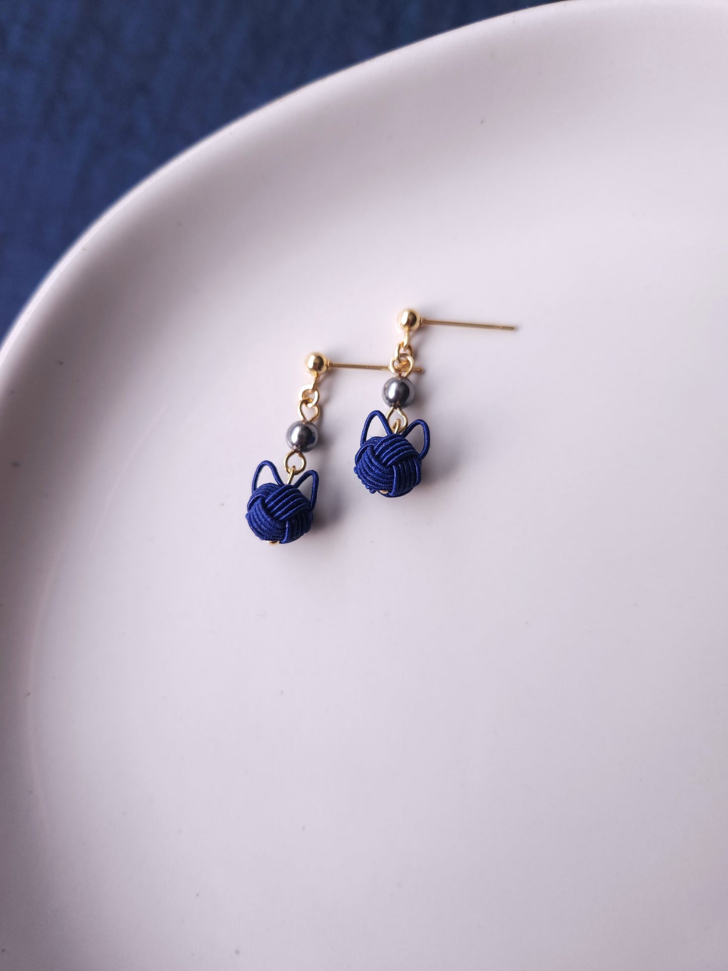 Small Cat Drop -Dark Blue