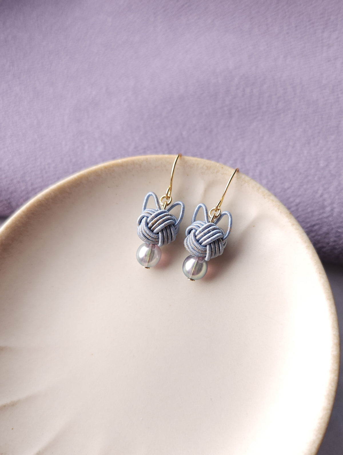 Cat Head Earrings - Gray