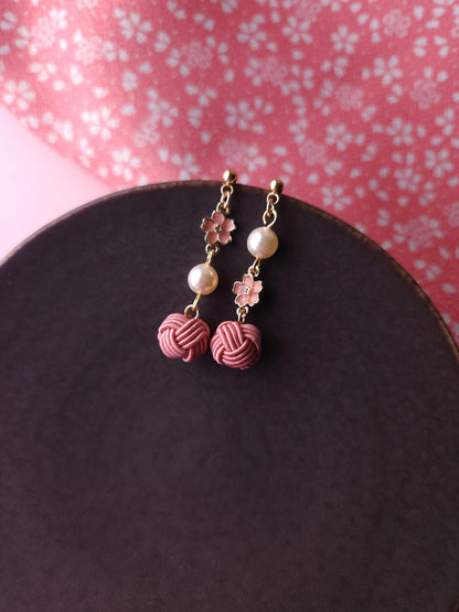 Asymmetry Flower - Dusty Rose