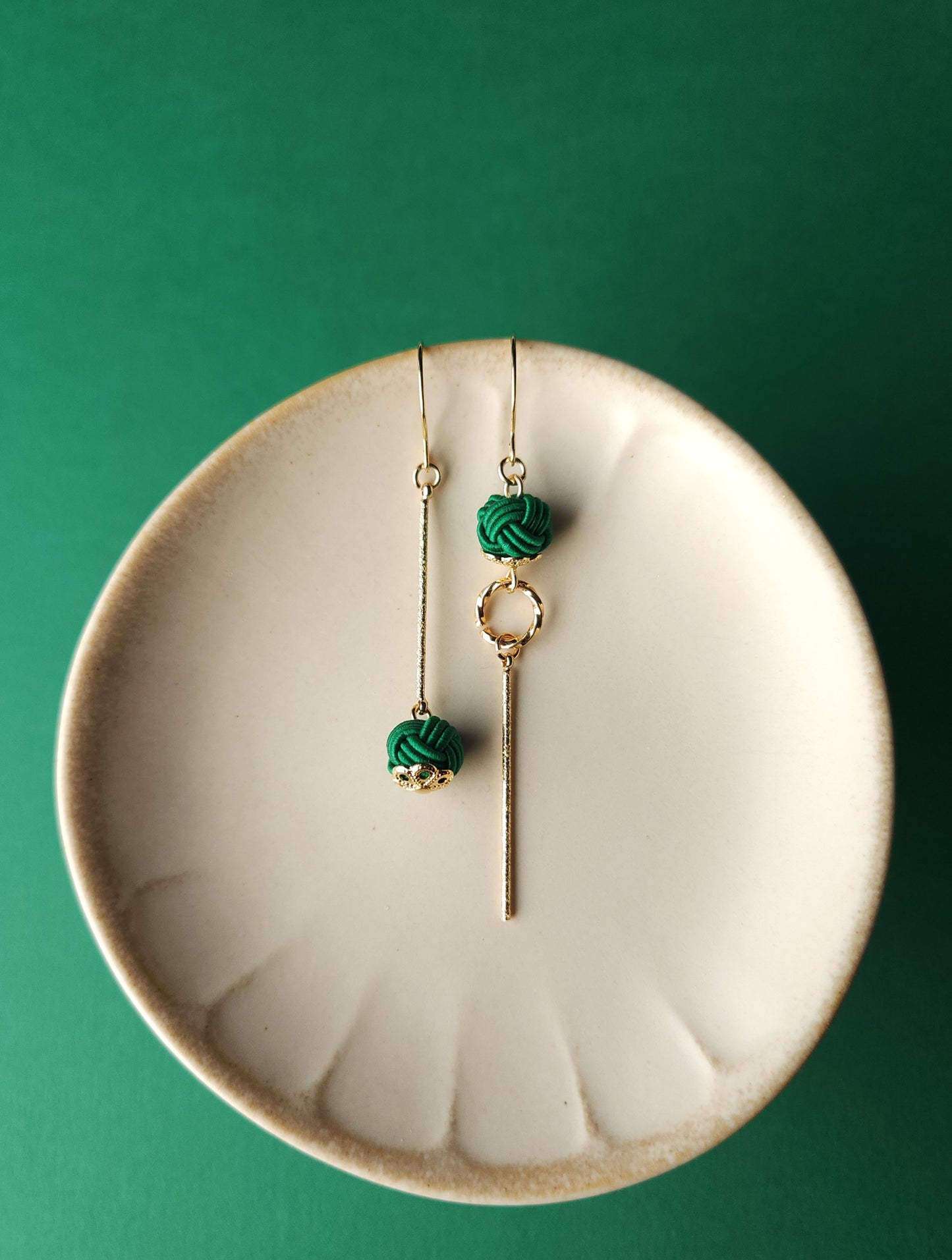 Asymmetry - Green