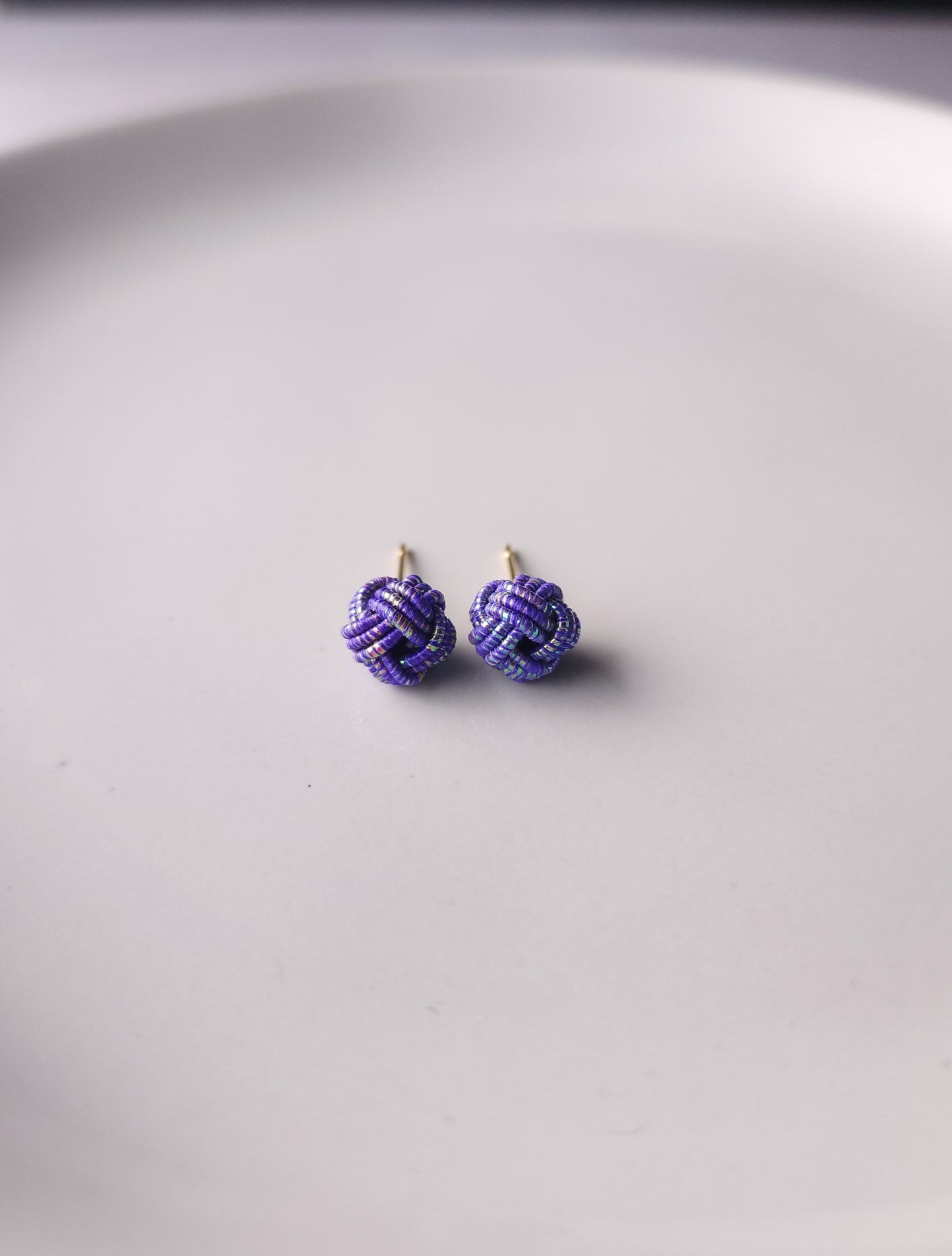 Awaji Knot -Holographic Blue