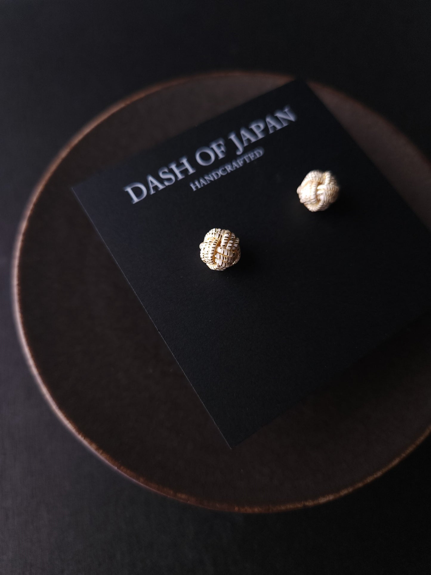 Awaji Knot - Light Gold