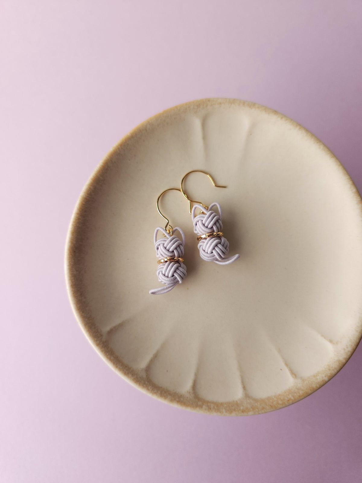 Cat Earrings - Lavender Gray