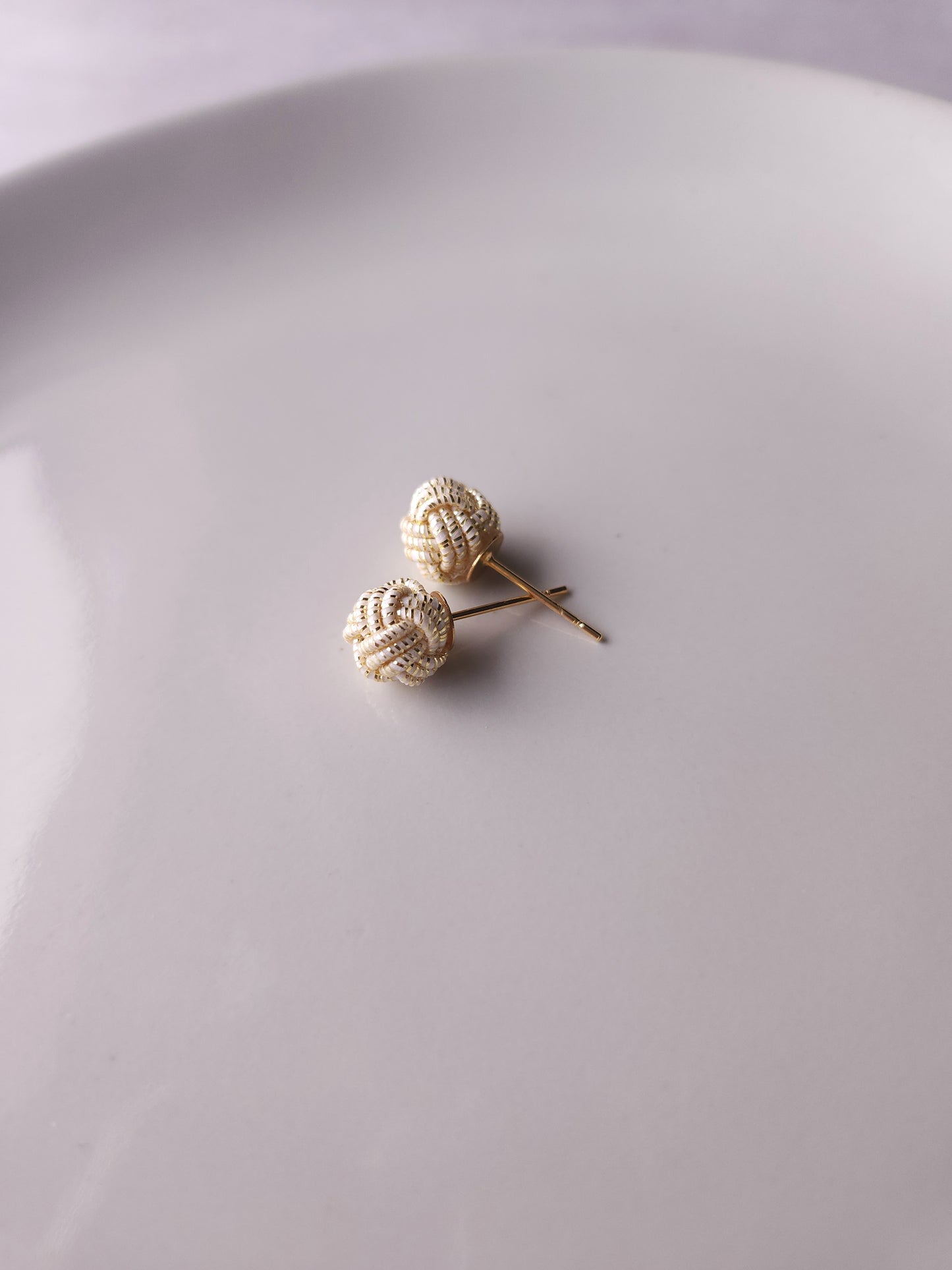 Awaji Knot - Light Gold