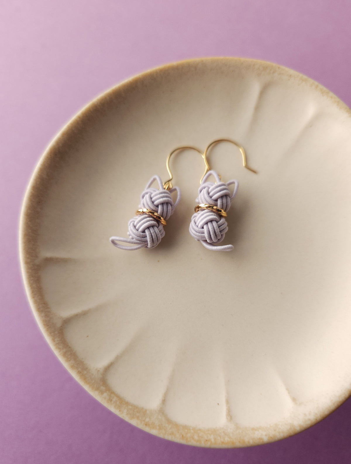 Cat Earrings - Lavender Gray