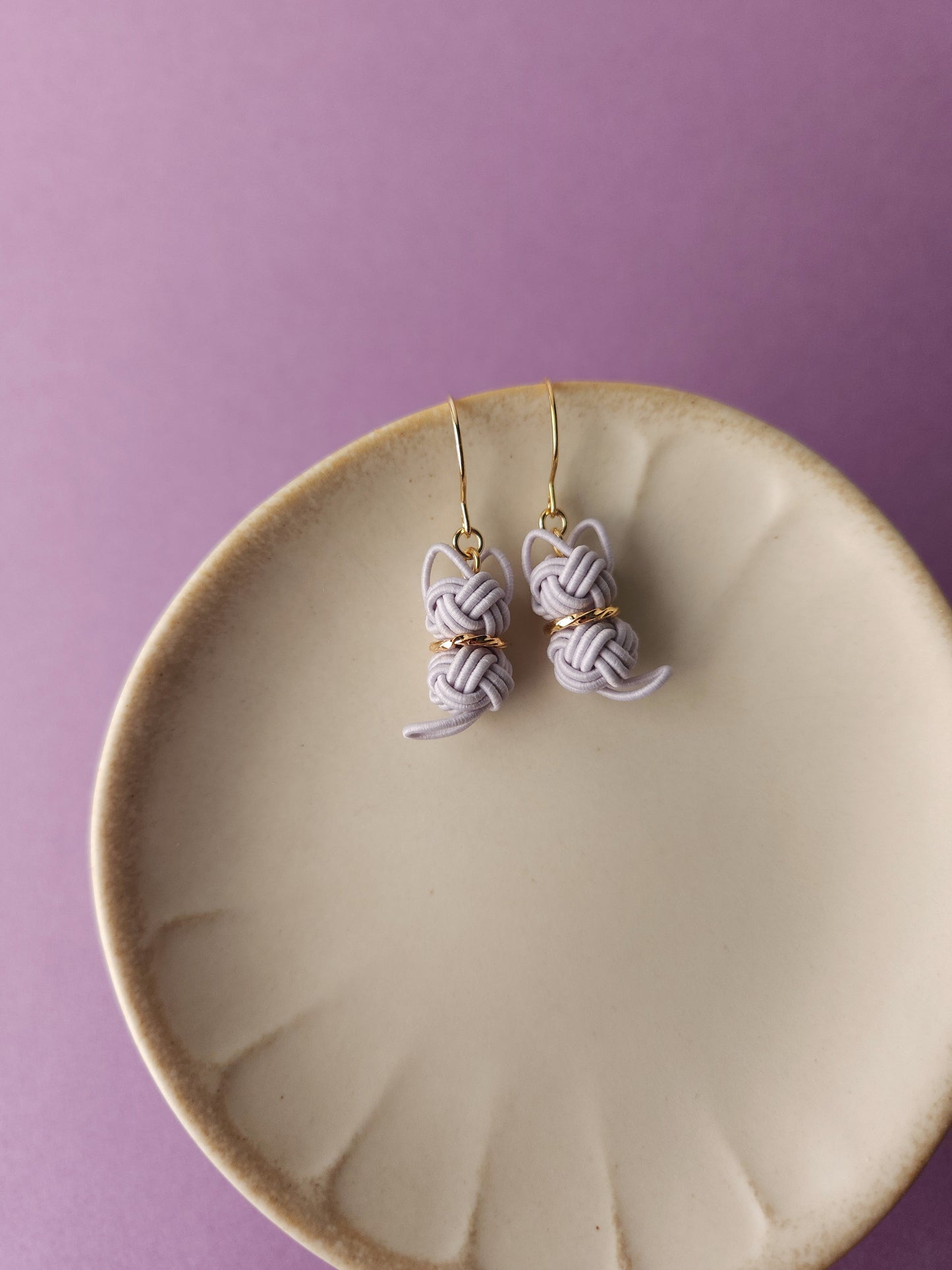 Cat Earrings - Lavender Gray