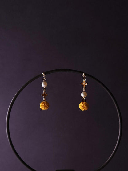 Asymmetry Flower - Olive Flower Yellow