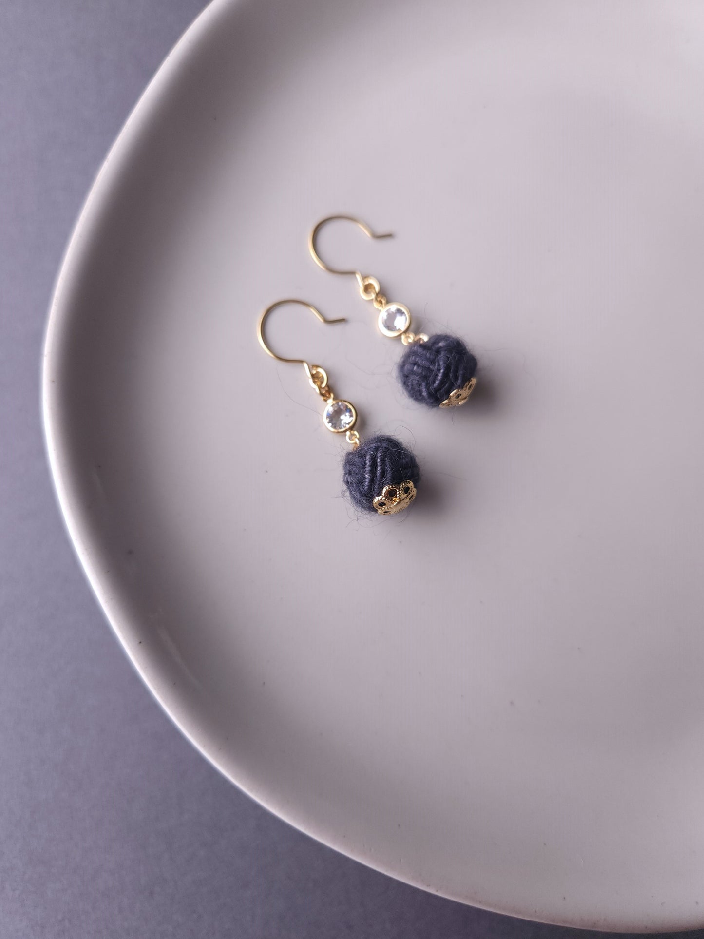 Japanese Mizuhiki Drop Earrings - Fluffy Gray