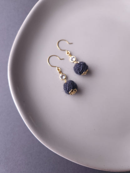 Japanese Mizuhiki Drop Earrings - Fluffy Gray