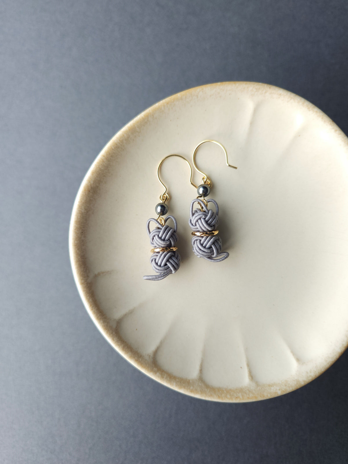 Cat  Earrings - Gray