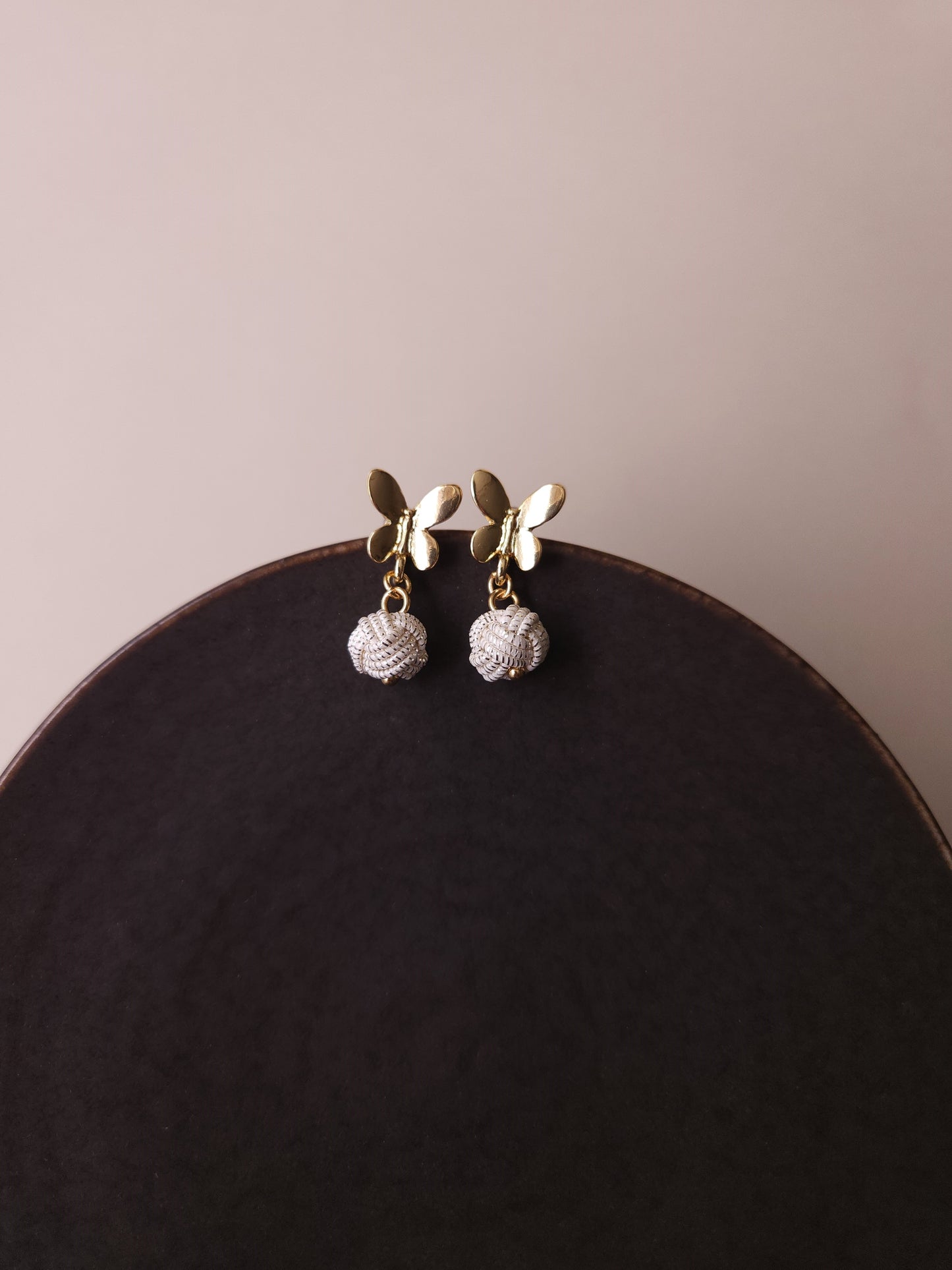 Butterfly - Pearl White