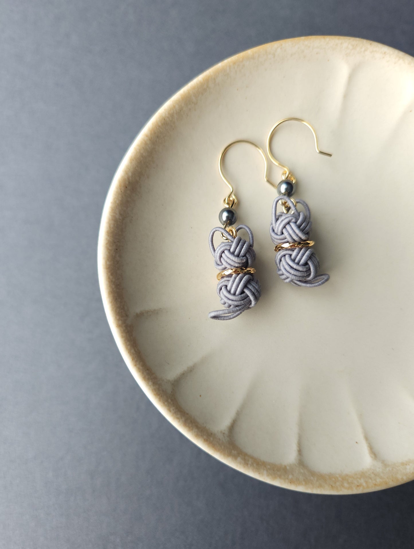 Cat  Earrings - Gray