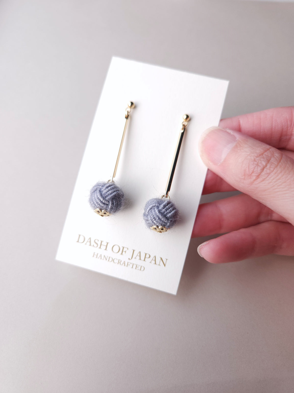 Yarn - Platinum Gray