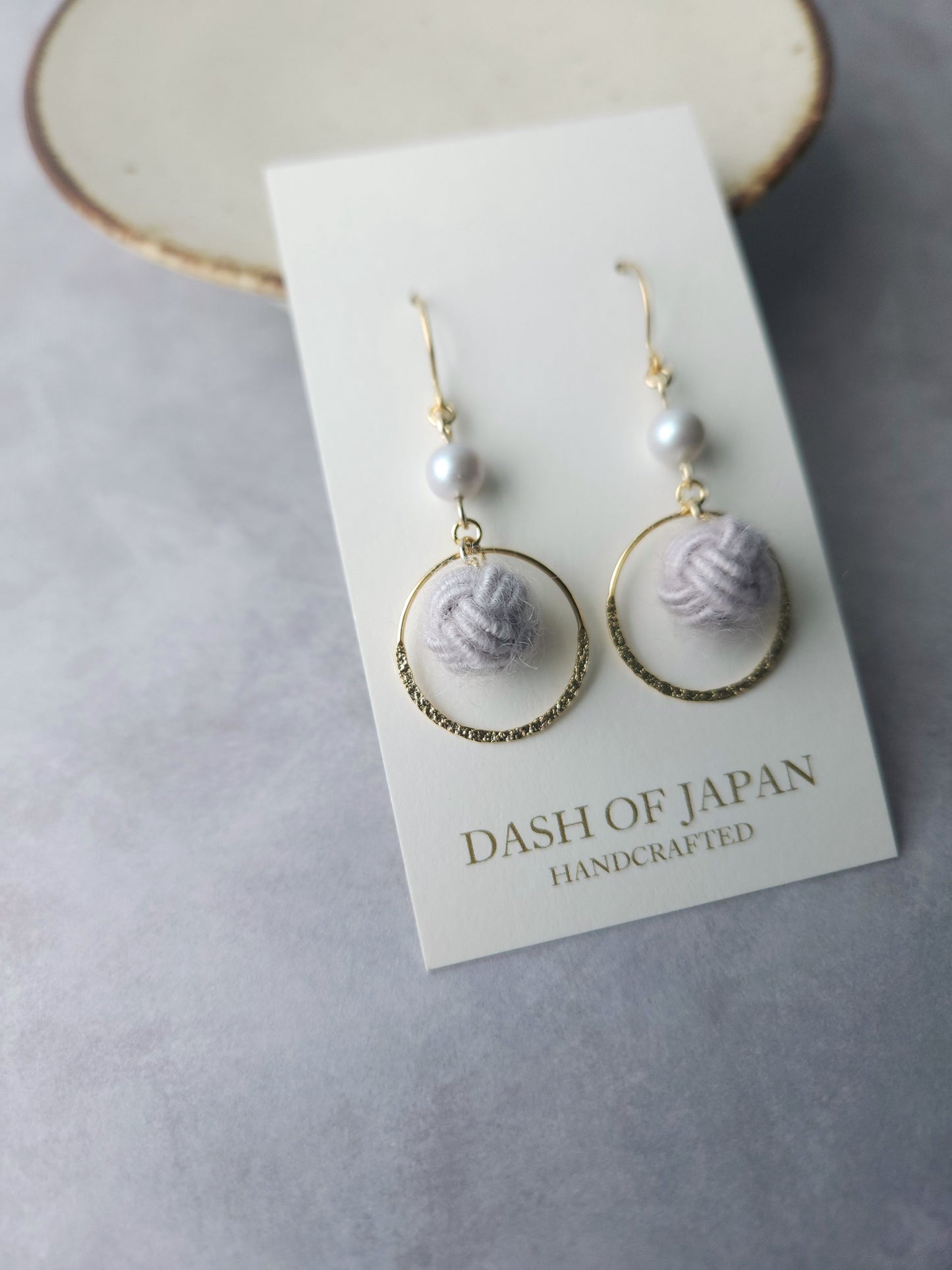 Hoop - Fluffy Gray